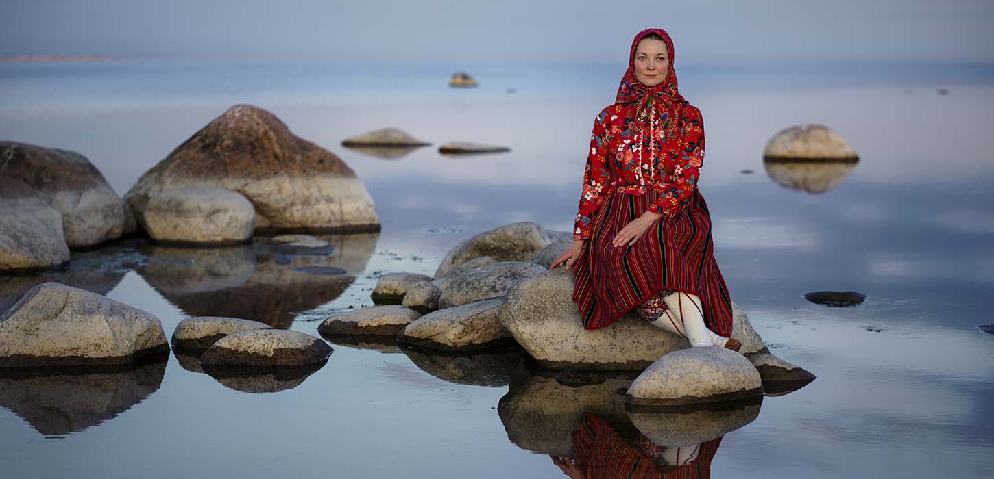 Kvinde på ø ved Estland