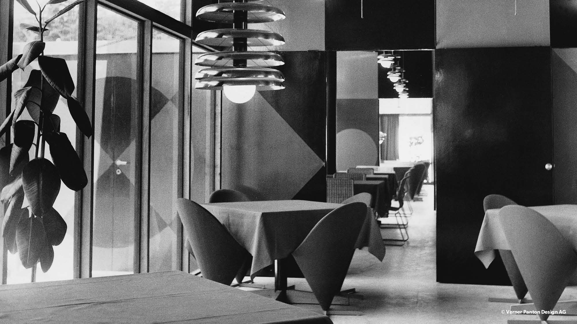 Interiør i Kom Igen-Kroen ved Langesø