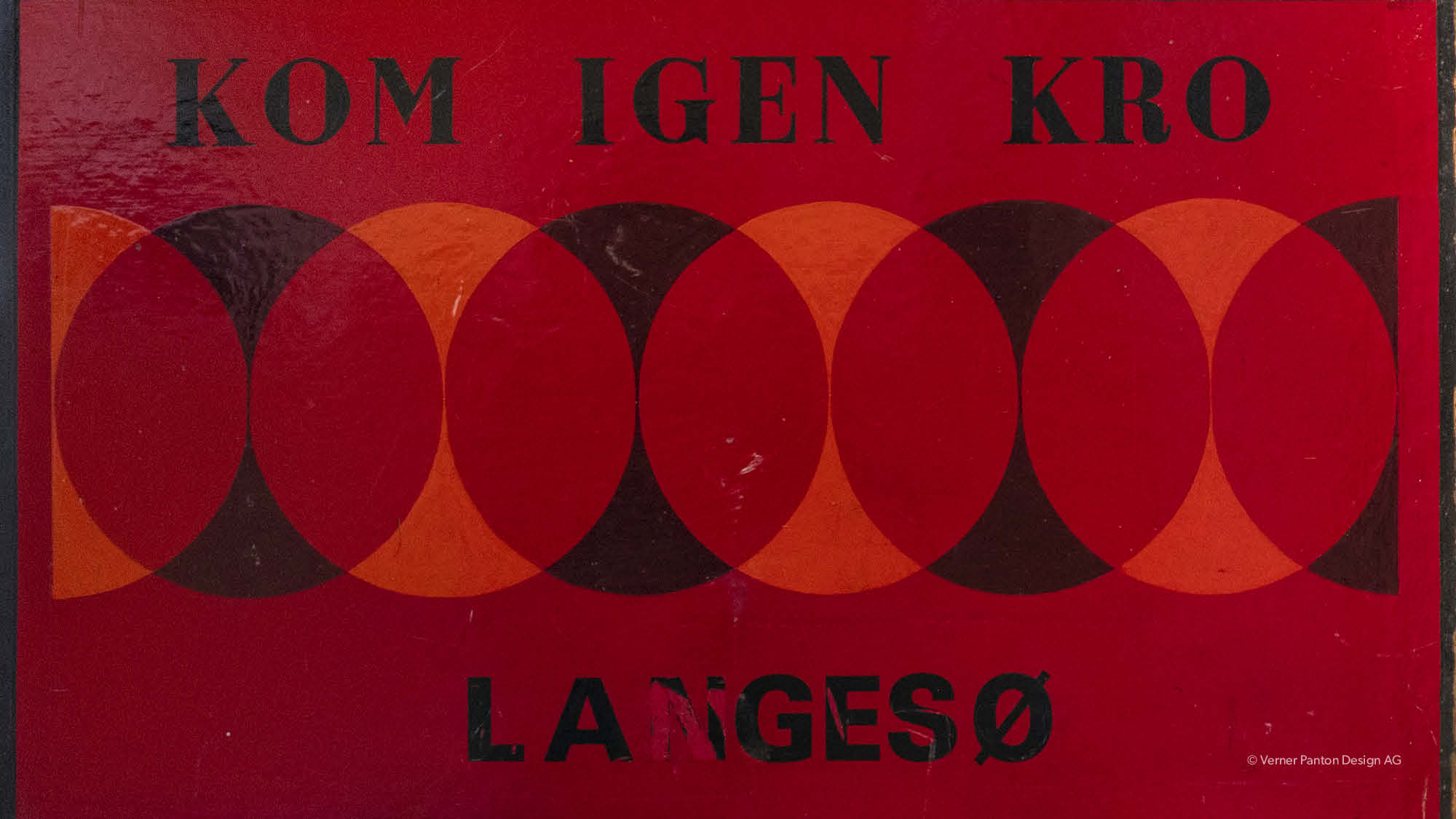 Schild des Gasthofs „Kom-Igen“